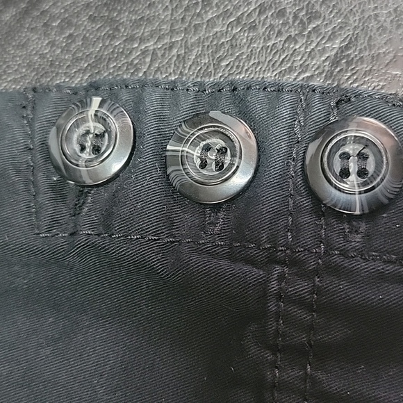 Lane Bryant Women's Size 16 Capris - Picture 1 of 6